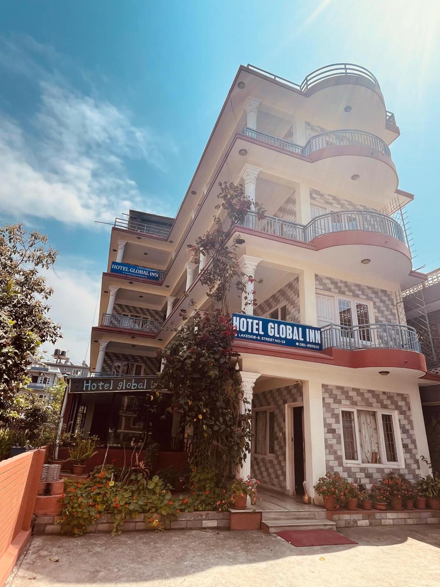 Hotel Global Inn Pokhara Zewnętrze zdjęcie