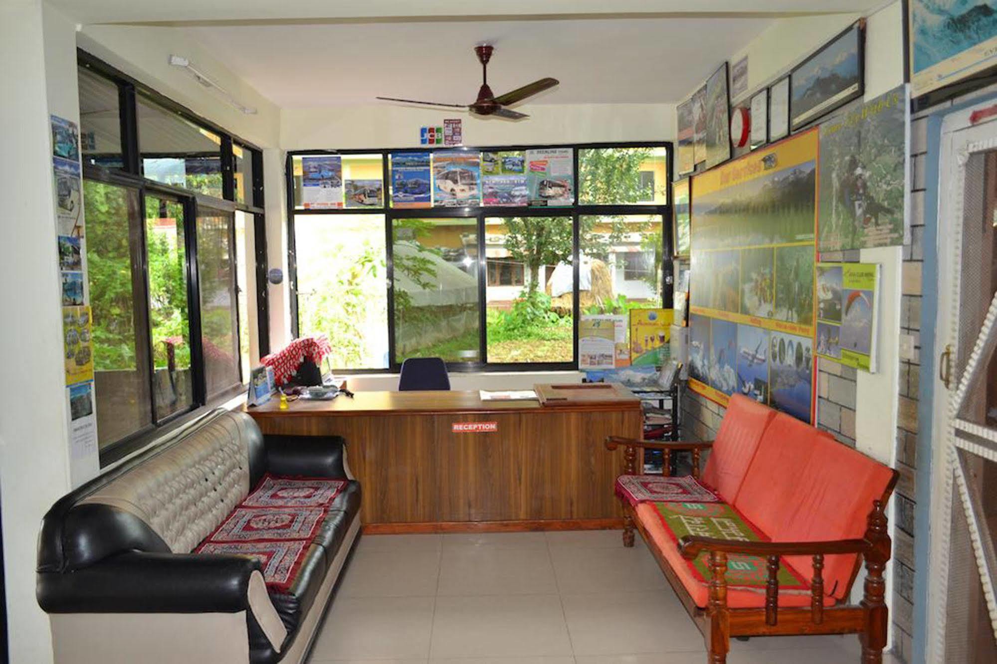 Hotel Global Inn Pokhara Zewnętrze zdjęcie